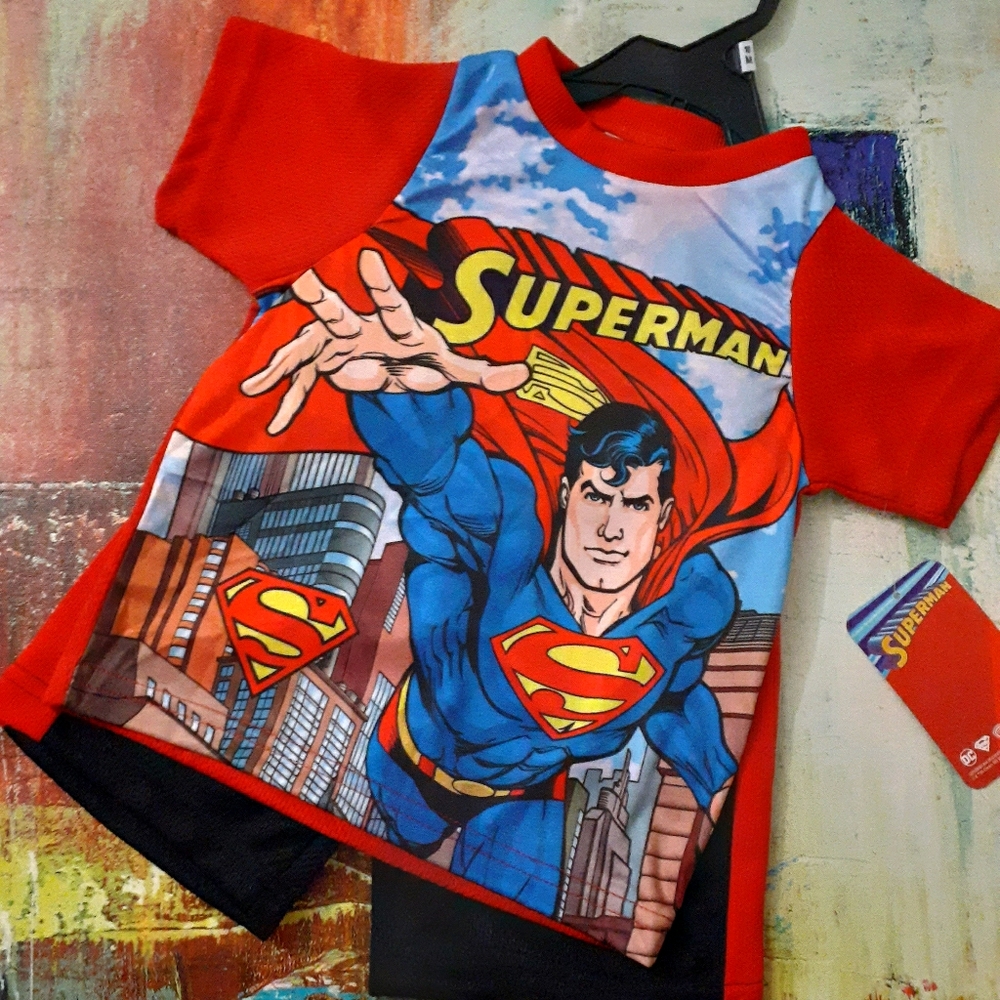 Superman & Teeneage Ninja Mutant Turtles Outfit